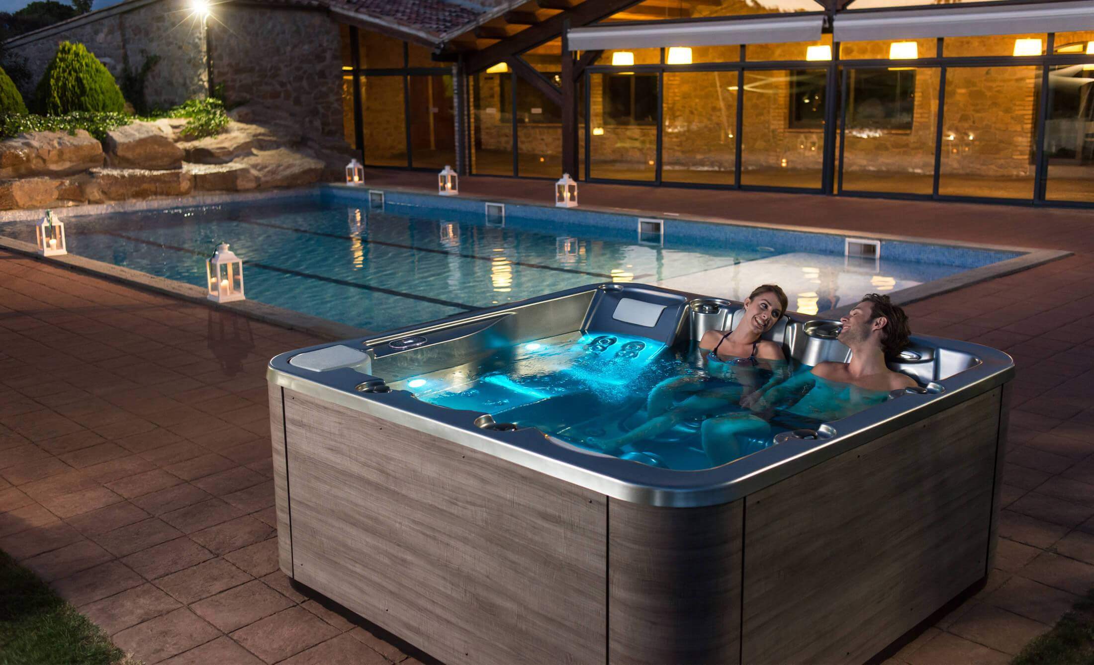 Spa Massagebad West Pool